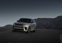 Land Rover presentó el nuevo Range Rover Sport SV con mayor rendimiento y dinamismo