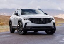 Mazda CX-50 Híbrido Premium del 2026, un robusto SUV para el trajín diario